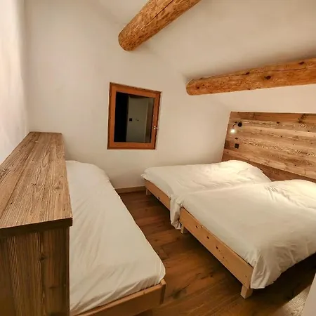 Horská chata Dakota, Pied Des Pistes, 15 Pers, *