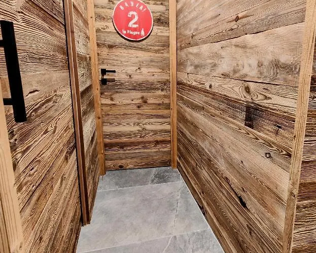 Dakota, Pied Des Pistes, 15 Pers,