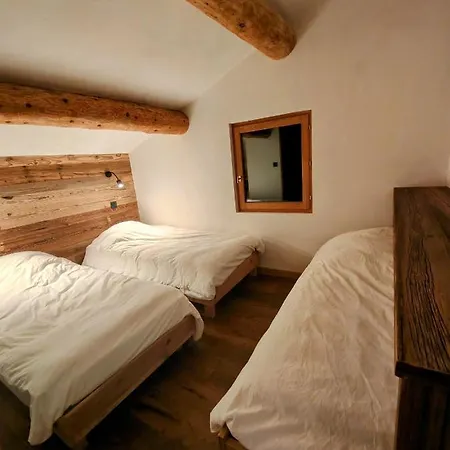 Chalet Dakota, Pied Des Pistes, 15 Pers, *