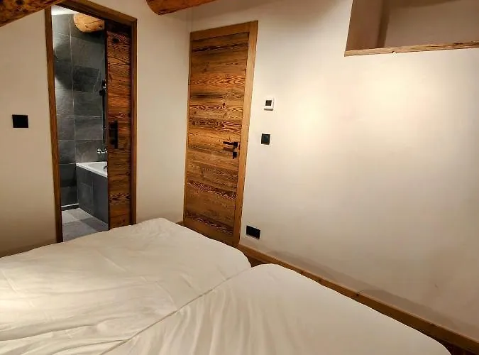 Dakota, Pied Des Pistes, 15 Pers, 木屋